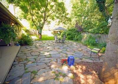 50 Res Flagstone Stepable Patio in Natural Setting