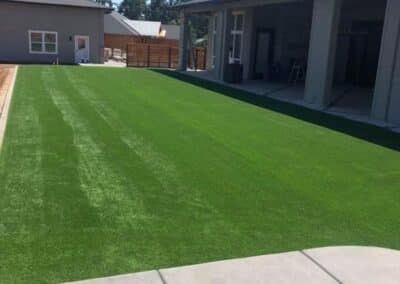 Res Synthetic Lawn Backyard 3